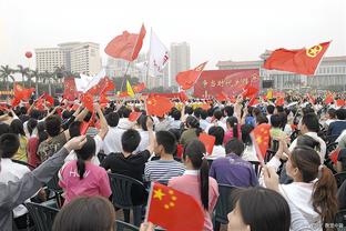Đổng Lộ: Người Trung Quốc phải đá dưới chân Việt Nam 20 năm, đá dưới chân Nhật Bản 50 năm